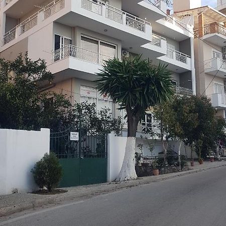Aralis Rooms Sarande Exterior photo